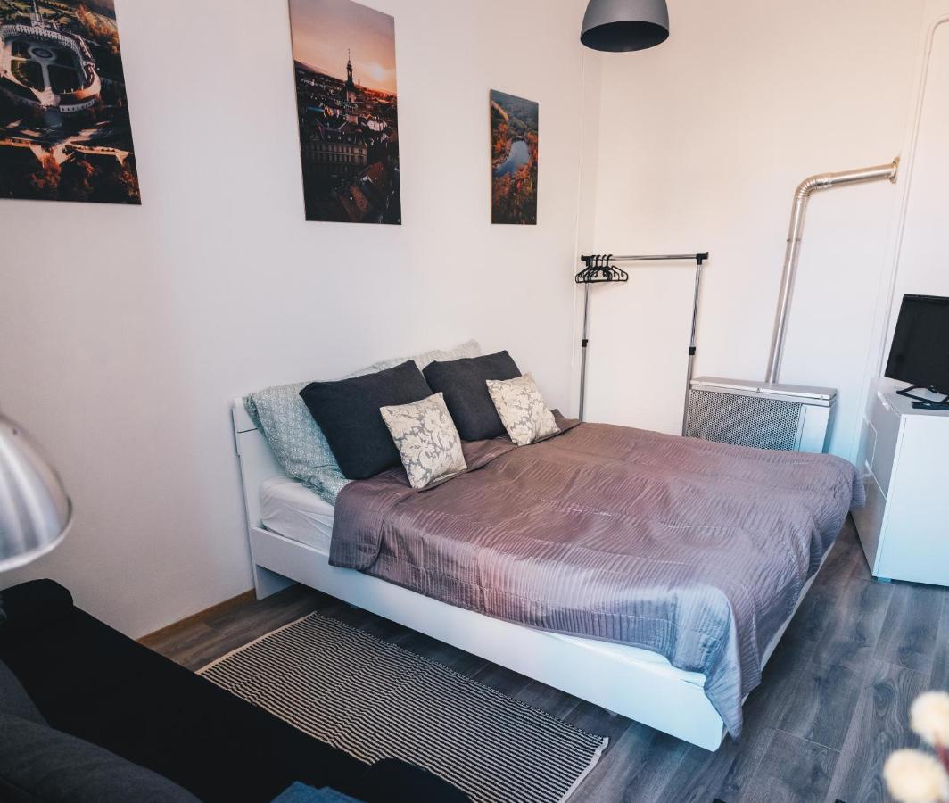 Studio77 Apartman Apartamento Sopron Exterior foto